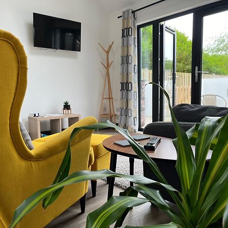 The Coop Apartment โฮลส์เวิร์ทธี ภายนอก รูปภาพ